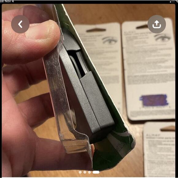 Almay Intense i-Color Powder EyeShadow #125, 130, 135, 160 New Lot Of 4 - Picture 4 of 4